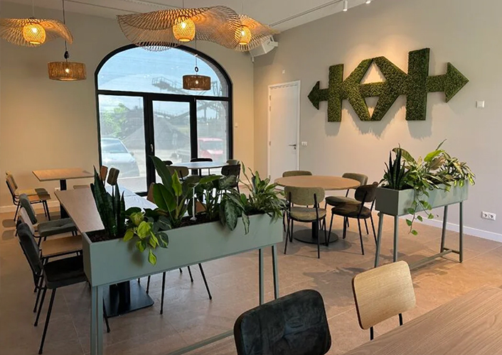 Metalflowerbox groene roomdivider